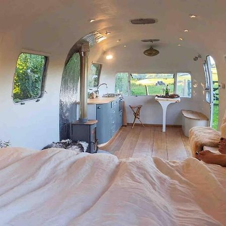 Airstream, Vintage American Caravan & Hottub Ashburton Ngoại thất bức ảnh